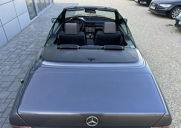 Mercedes-Benz Klasa E cena 79900 przebieg: 241000, rok produkcji 1995 z Wołomin małe 352
